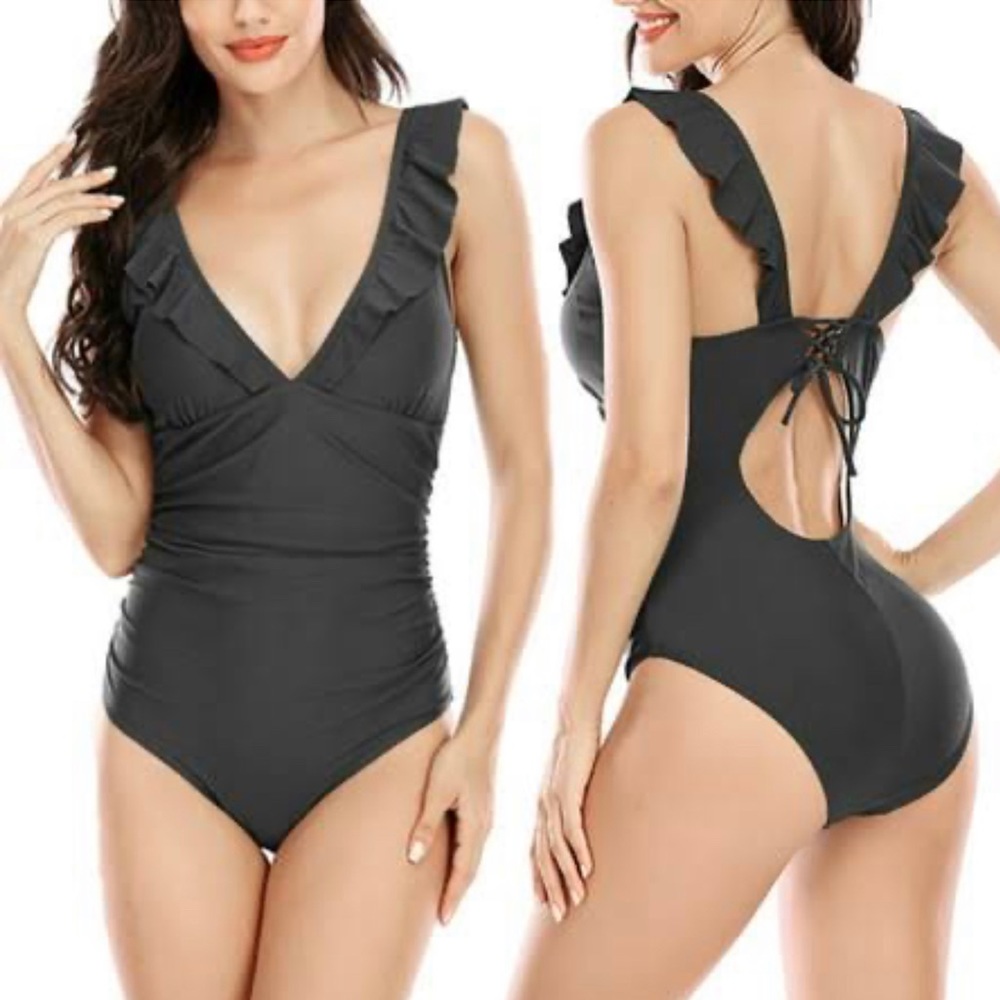 Cupshe Women’s V-Neck One Piece swimsuit